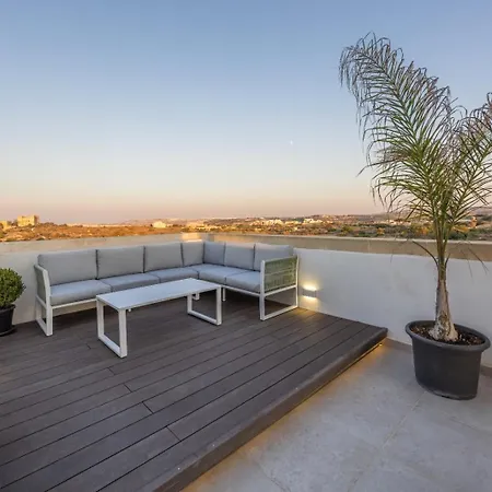 Apartamento Penthouse In With Private Pool & Large Terraces *