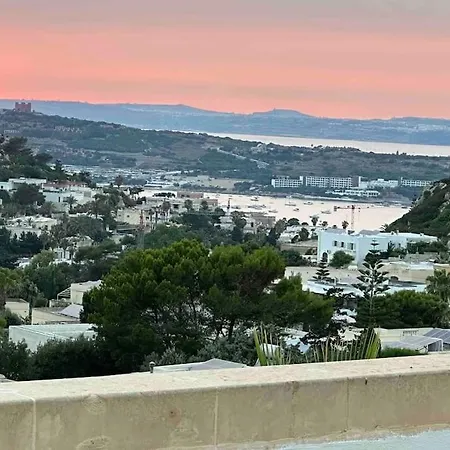 Penthouse In With Private Pool & Large Terraces