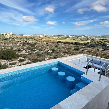 Penthouse In With Private Pool & Large Terraces Lägenhet