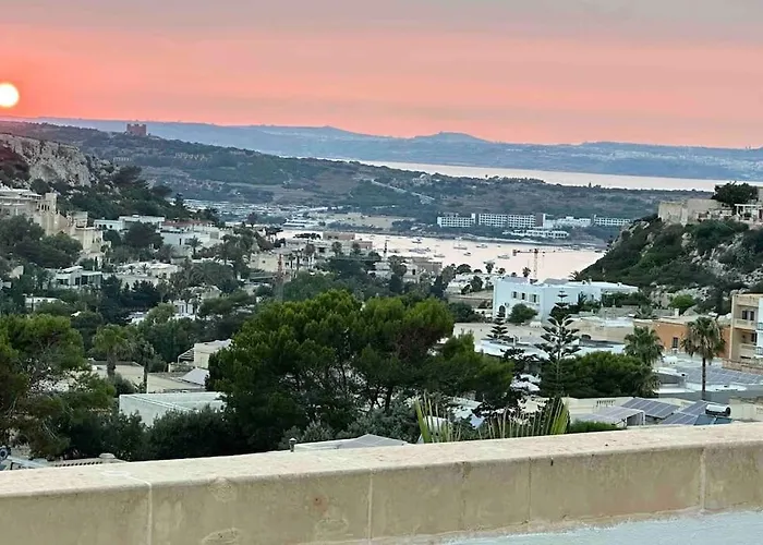 Penthouse In With Private Pool & Large Terraces