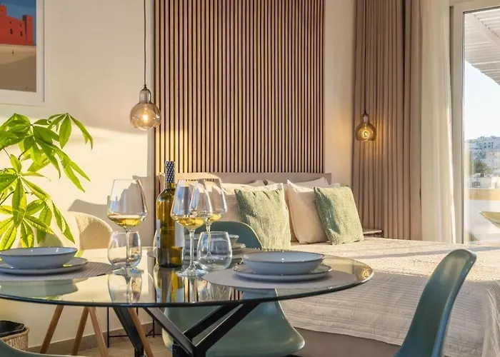 Penthouse In With Private Pool & Large Terraces * Mellieħa