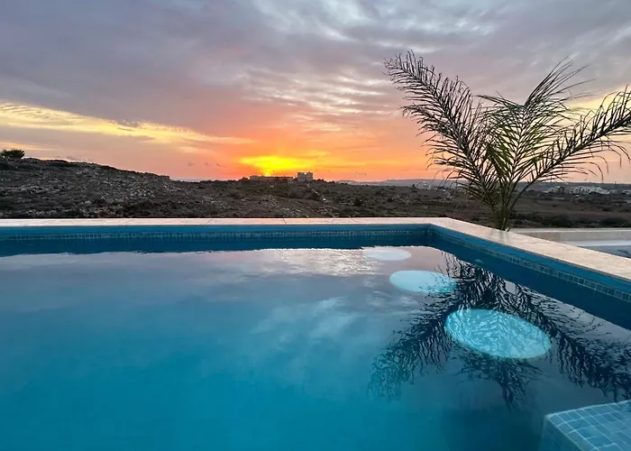 Penthouse In With Private Pool & Large Terraces 公寓